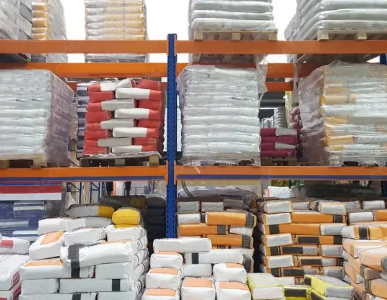 At the site and as per project requirements, remote storage and fabrication workshop facilities can be provided.